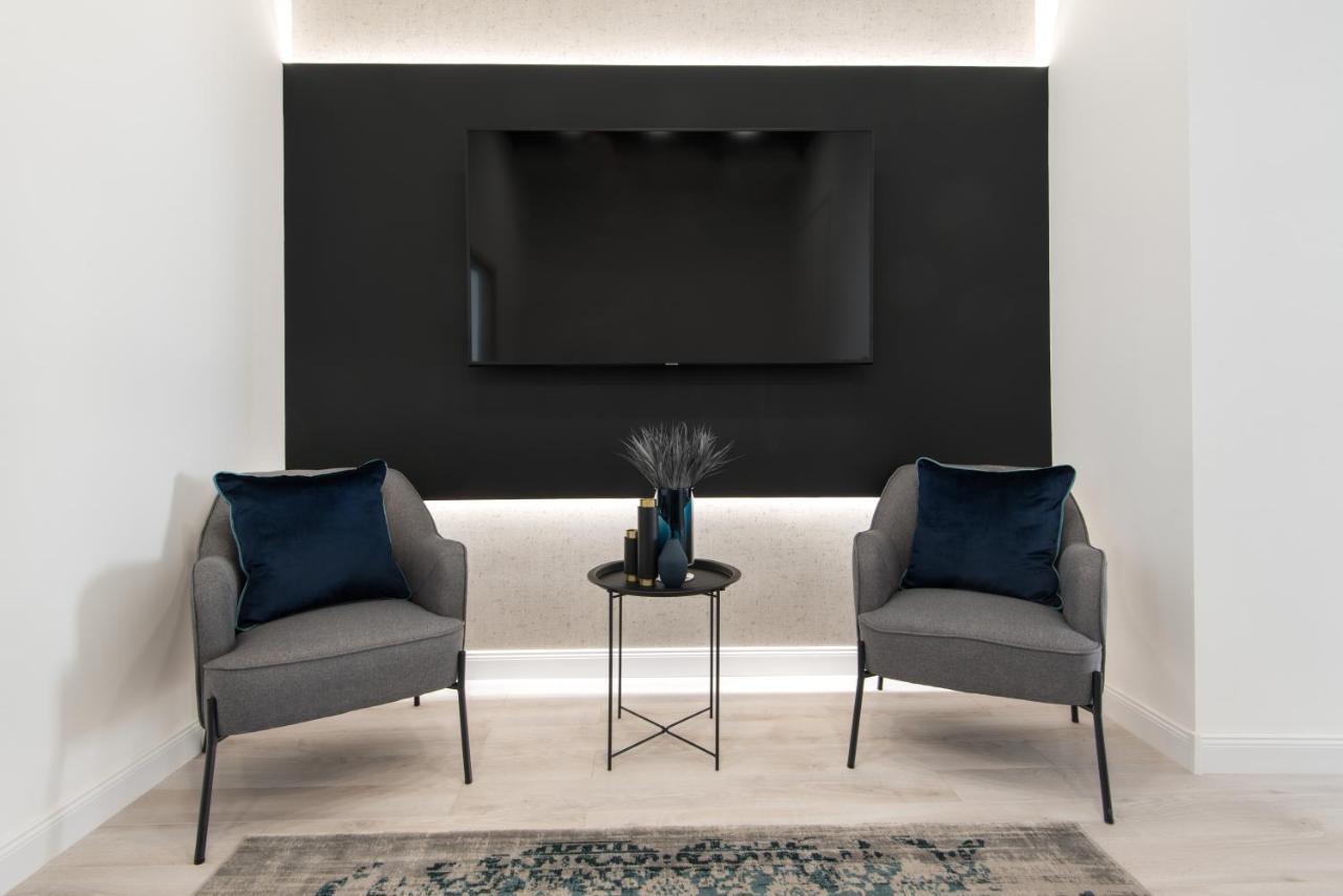 Hollo 3 Bedroom Downtown Apartment 布达佩斯 外观 照片