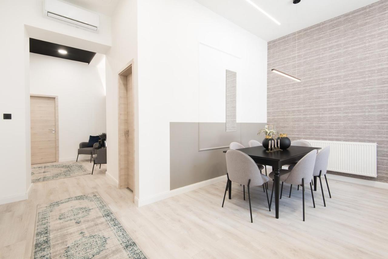 Hollo 3 Bedroom Downtown Apartment 布达佩斯 外观 照片